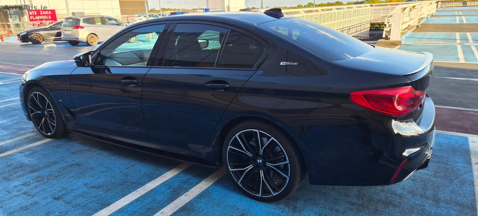 2018 BMW 5 Series – photo 9