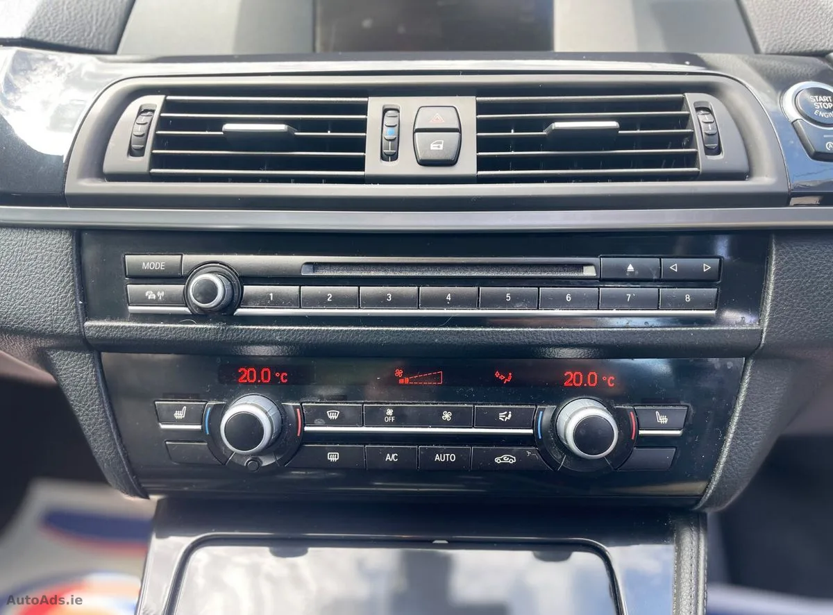 2013 BMW 5-Series – photo 15