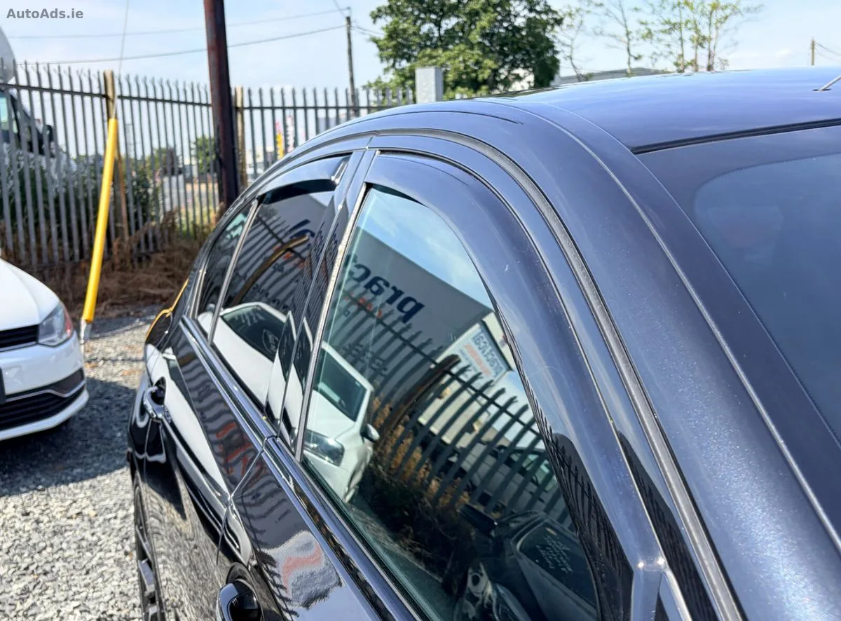 2018 BMW 5-Series – photo 12