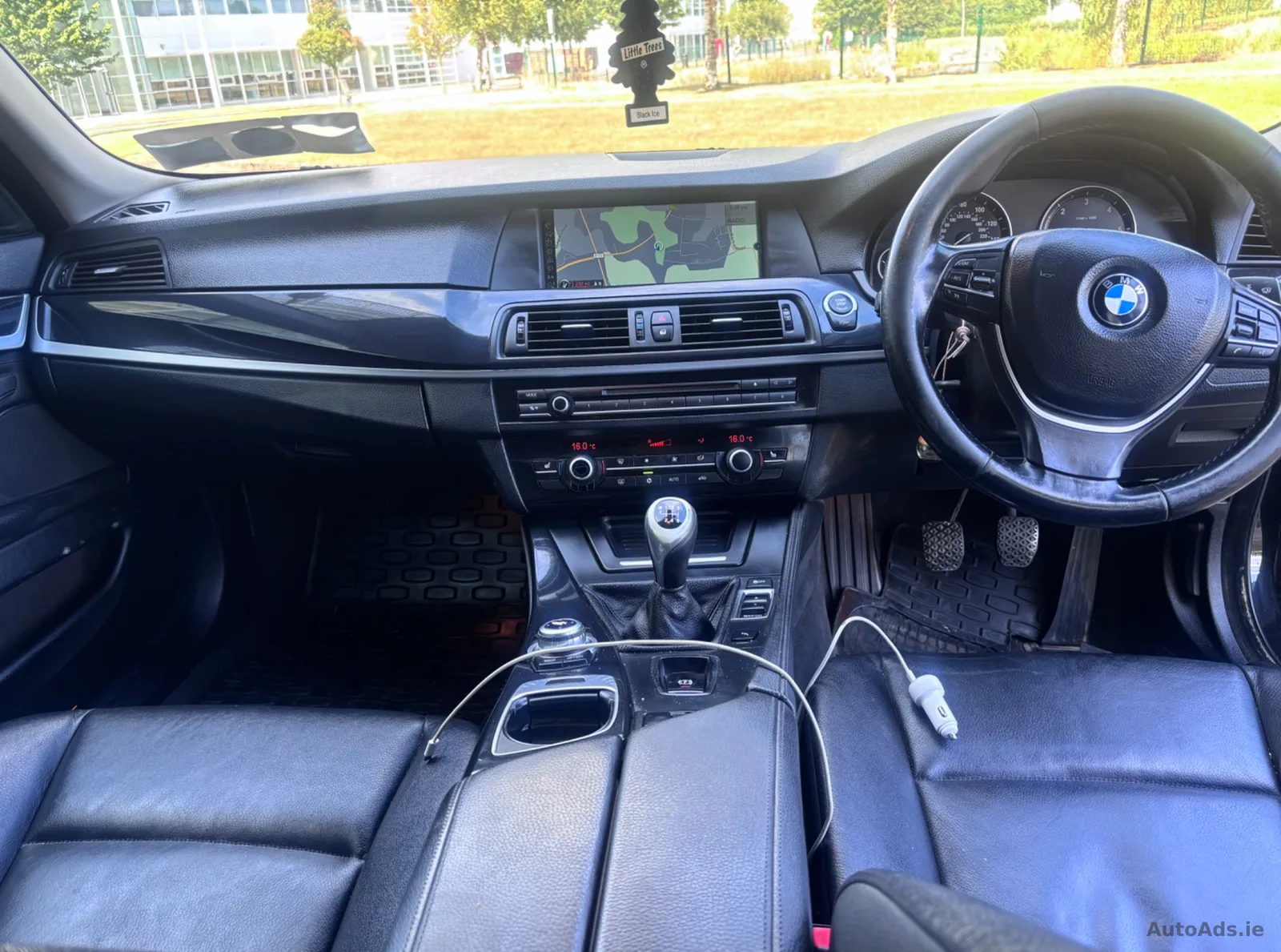 2011 BMW 5 Series – photo 7
