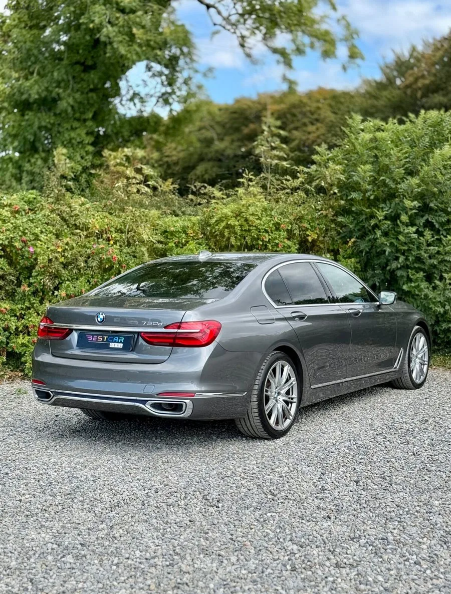 2018 BMW 7-Series – photo 14