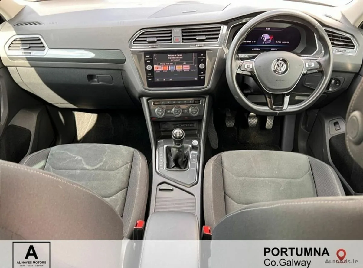 2019 Volkswagen Tiguan – photo 2