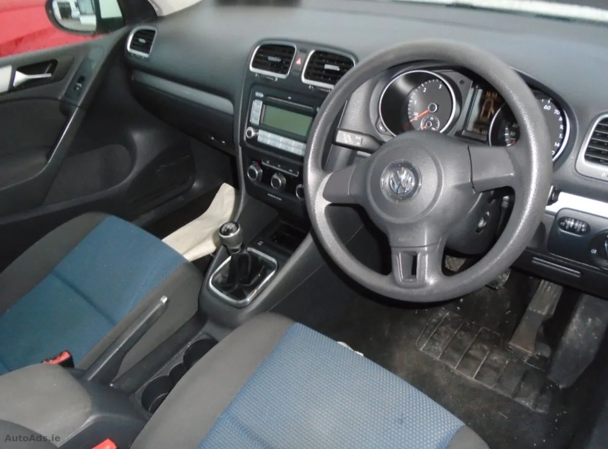 2010 Volkswagen Golf – photo 9