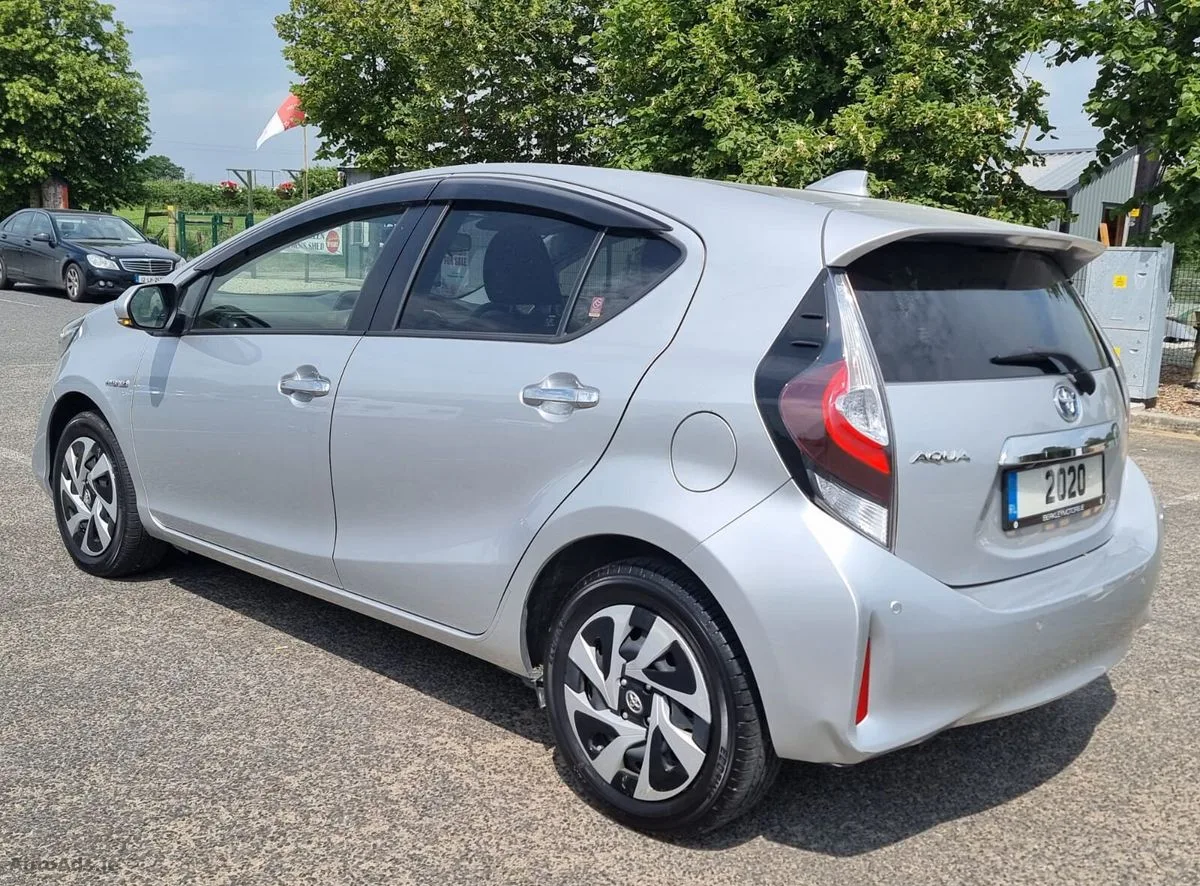 2020 Toyota Aqua – photo 10