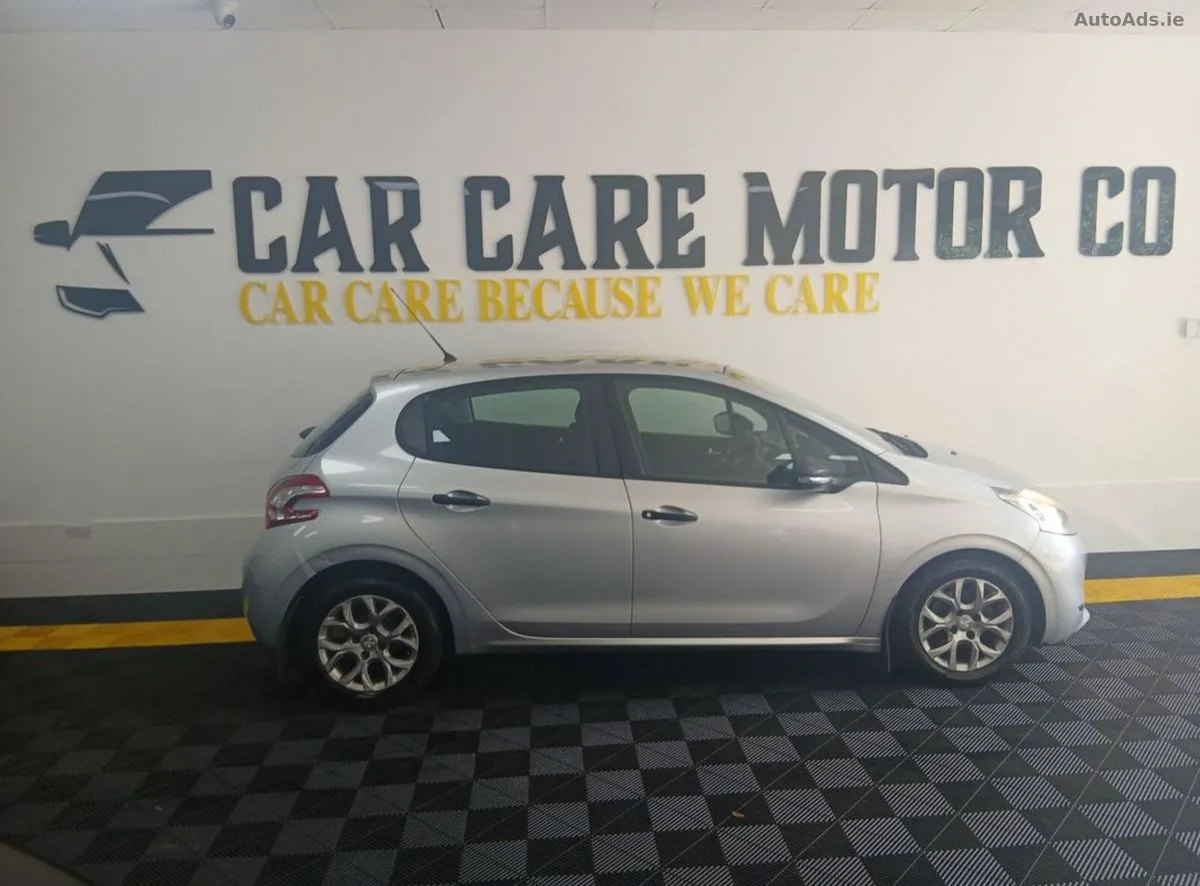 2014 Peugeot 208