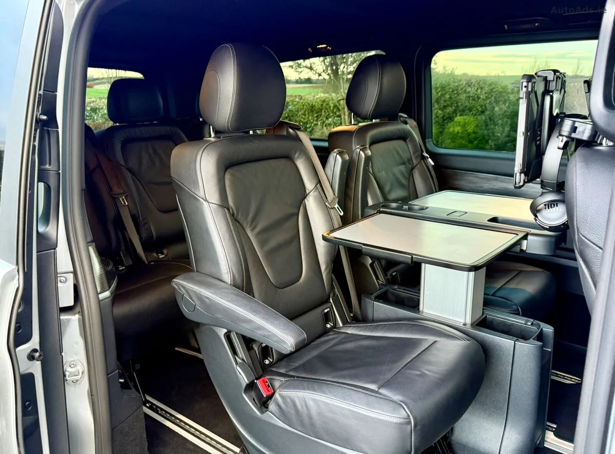 2021 Mercedes-Benz V-Class – photo 14