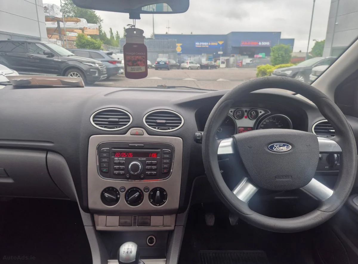 2011 Ford Focus – photo 13