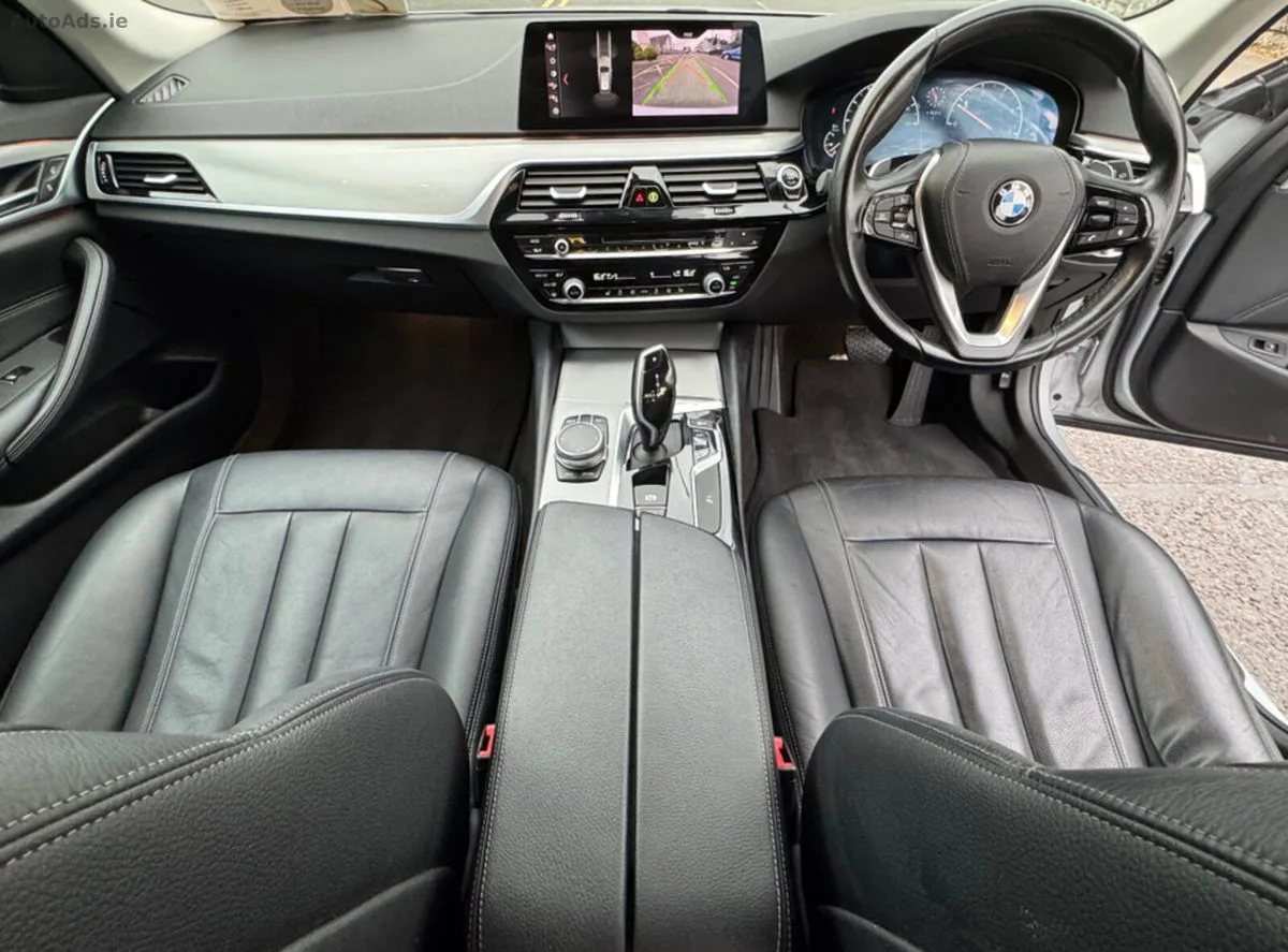 2019 BMW 5-Series – photo 16