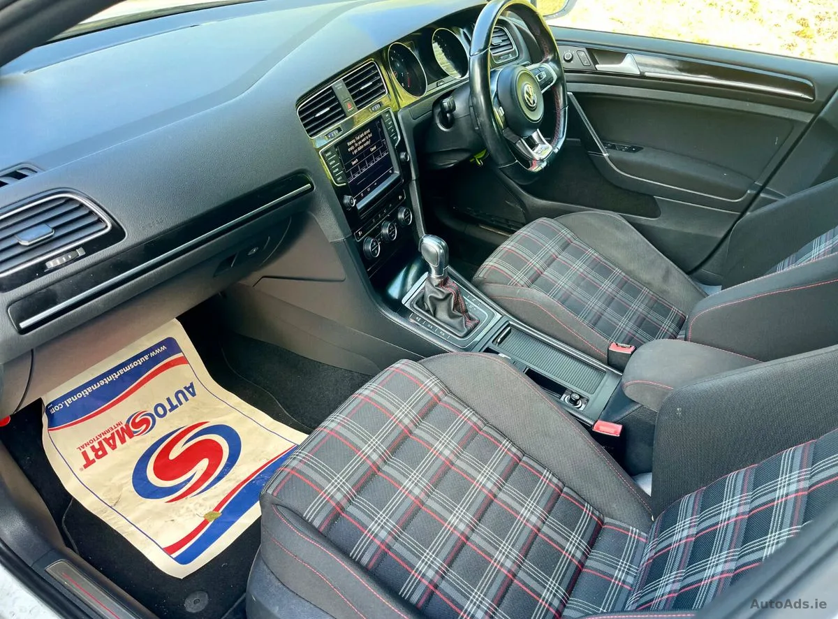 2015 Volkswagen Golf – photo 12