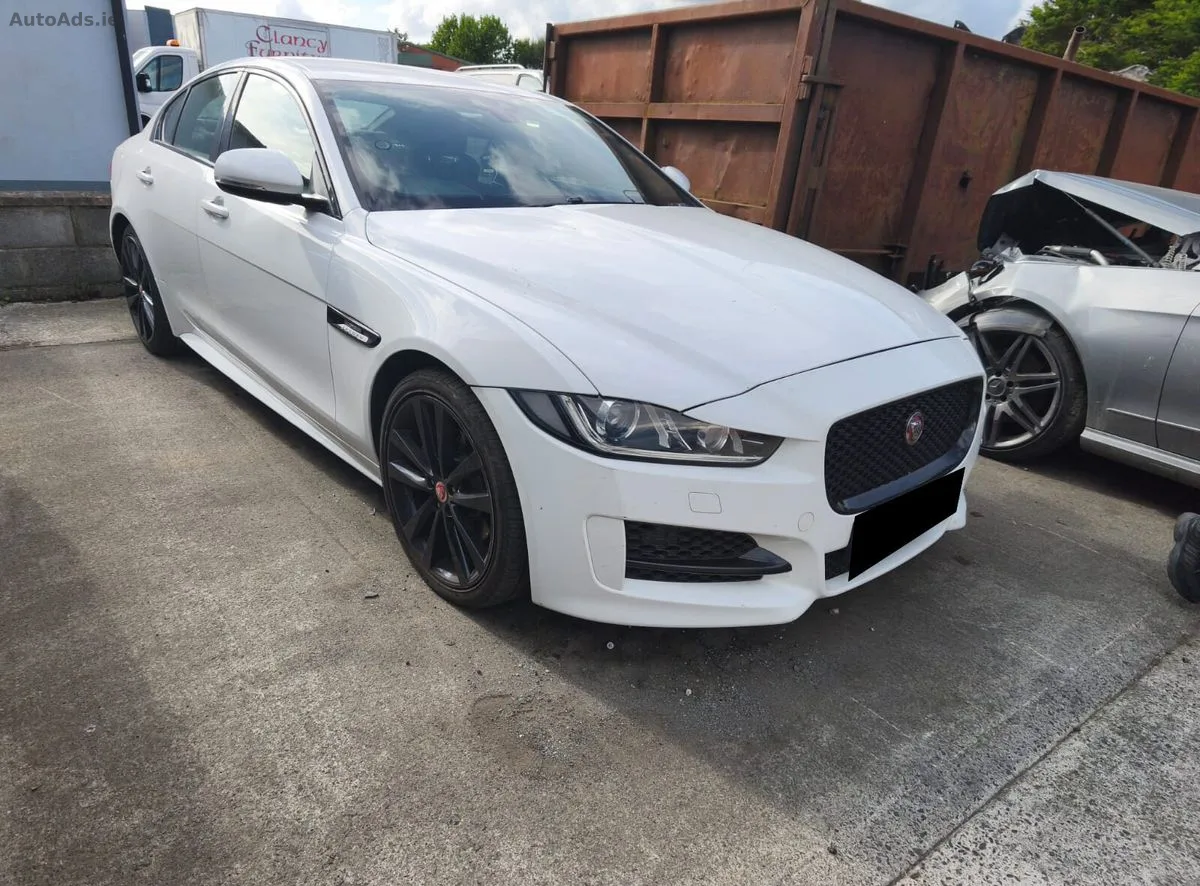 2017 JAGUAR XE 2.0 DIESEL FOR BREAKING