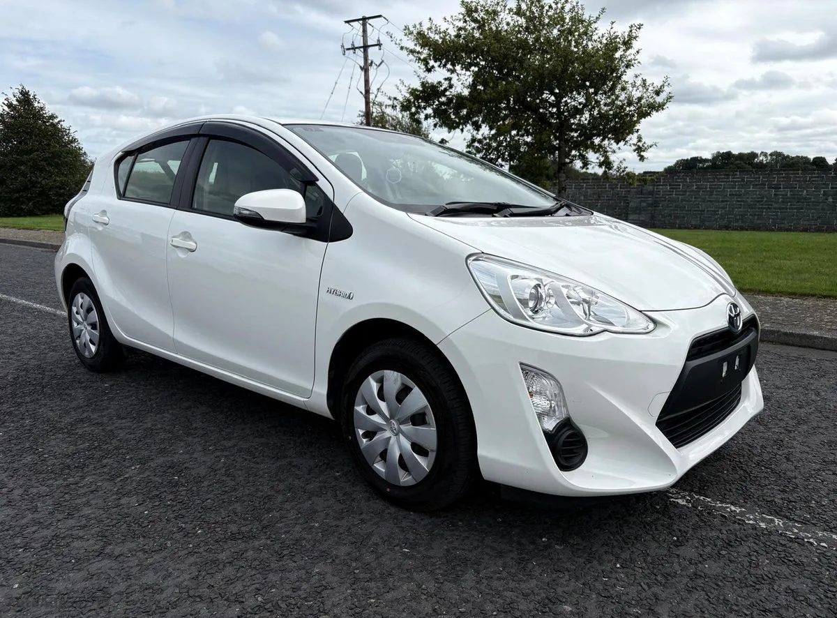 2015 Toyota Aqua