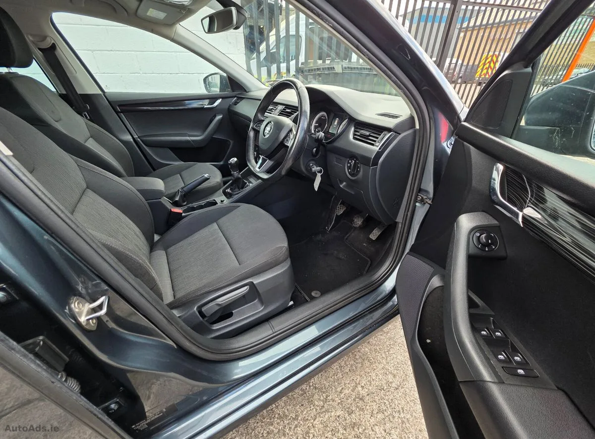 2017 Skoda Octavia – photo 13