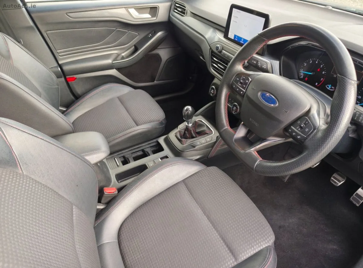 2020 Ford Focus – photo 9