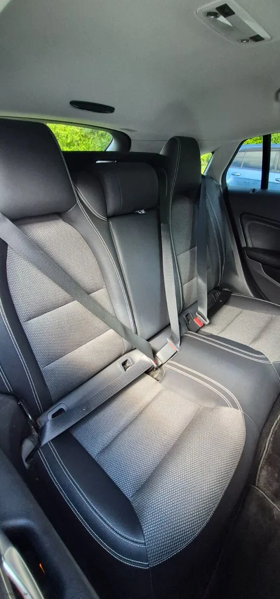 2017 Mercedes-Benz CLA – photo 16