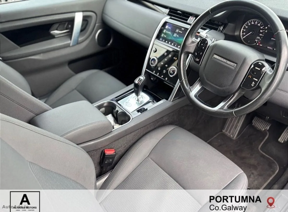 2020 Land Rover Discovery Sport – photo 2
