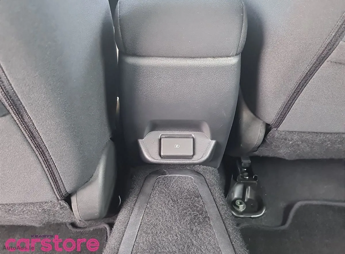 2023 Nissan Leaf – photo 16